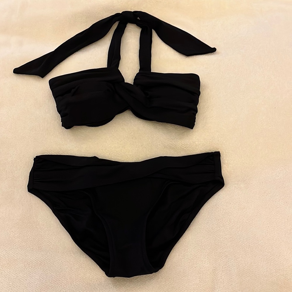 Never worn Seafolly black bikini.  Top size US 2, bottom size US 6.
